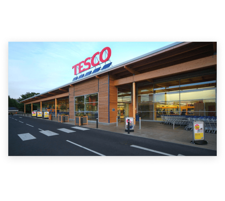 Esterno del negozio Tesco