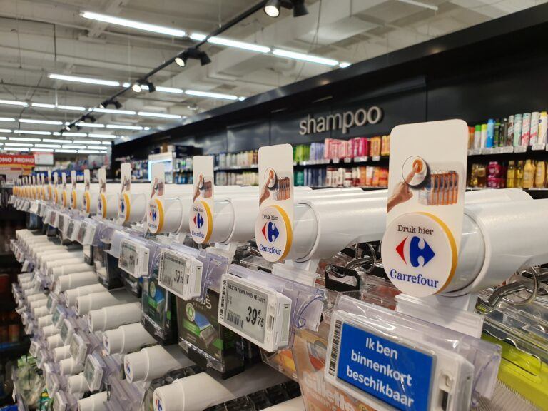 Sicurezza T1000 pulsante T1000 nei negozi Carrefour in Belgio