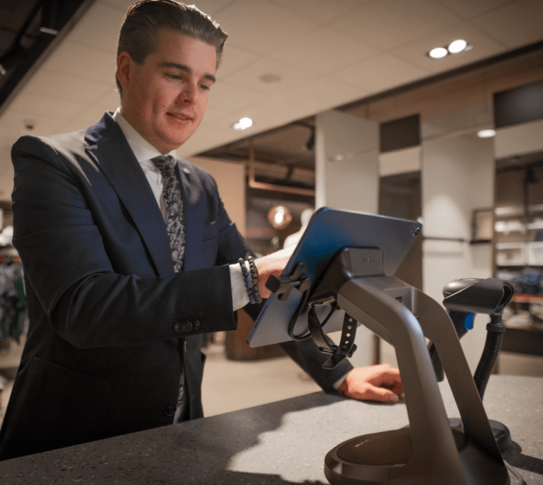 Only For Men collabora con InVue