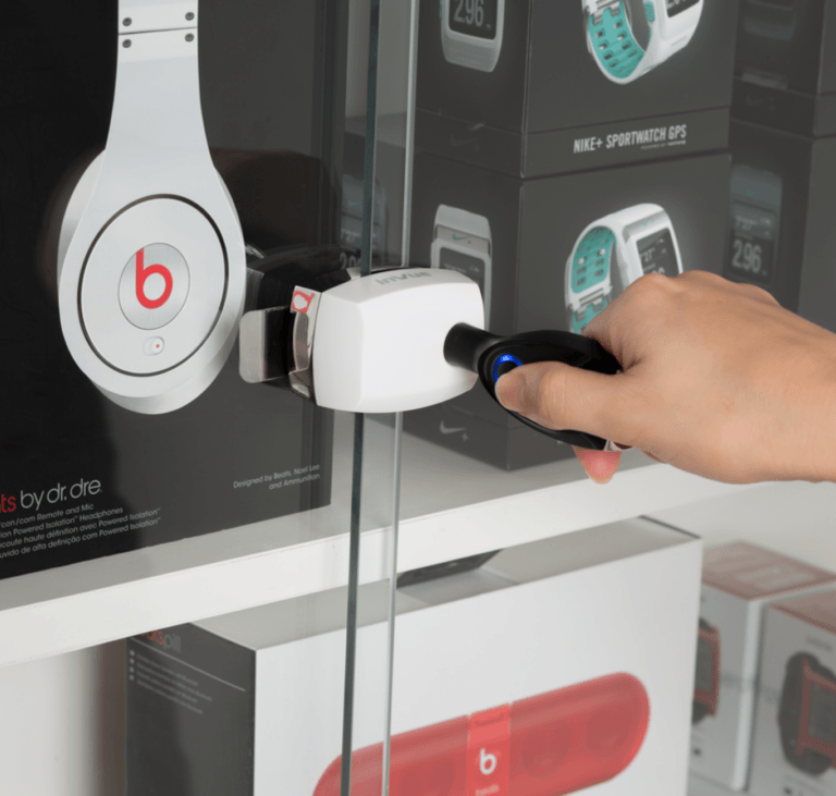 Blocco scorrevole su porte scorrevoli in vetro con OneKEY