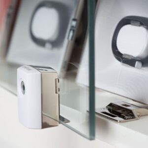InVue con serratura in bianco, progettata per soluzioni di sicurezza avanzate