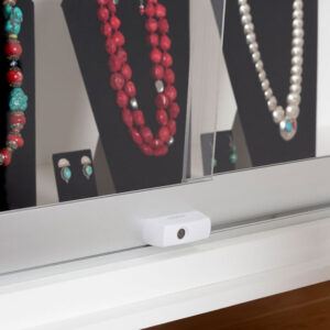 Plunger Lock InVue  Plunger Lock bianco, progettata per soluzioni di sicurezza avanzate