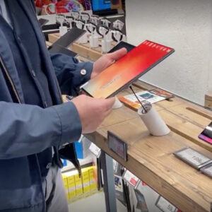 OnePOD con iPod collegato a un Expert Link