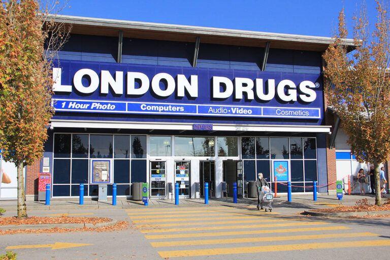 London Drugs rafforza la sicurezza con gli Smart Lock InVue.