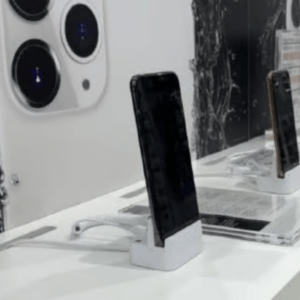 Smartphone in esposizione sicura