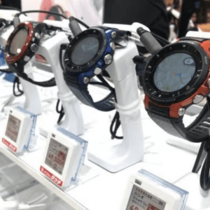 Smartwatch in esposizione sicura