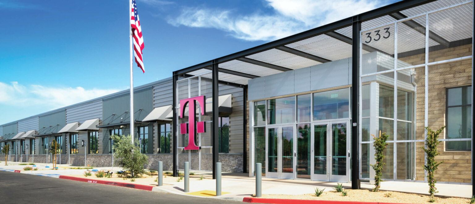 Esterno della sede di T-Mobile