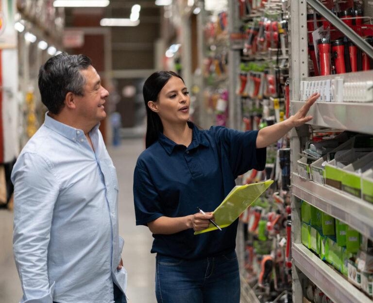 Oltre la cassetta degli attrezzi: adattare i negozi di bricolage ai nuovi clienti, a inventari diversificati e a sistemi di prevenzione dei furti più intelligenti