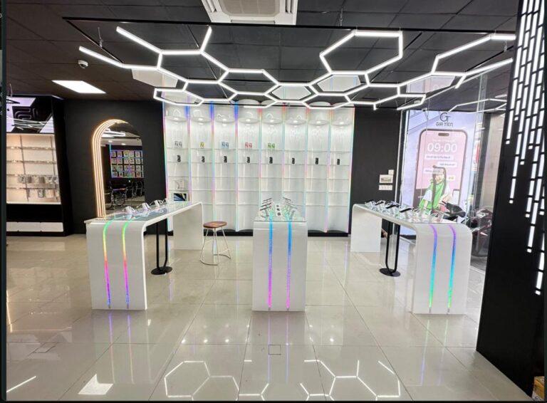 Zips presso Gia Tien