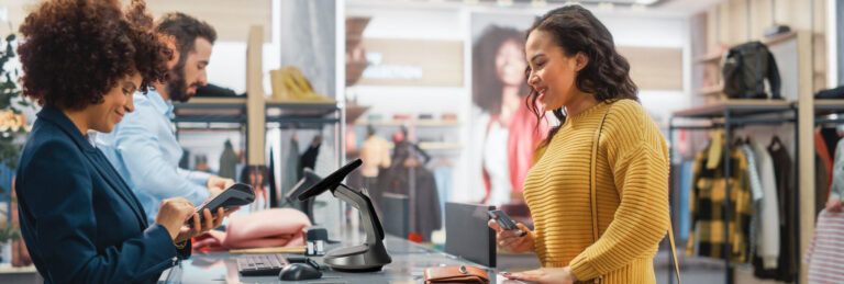 I tuoi prodotti meritano l'attesa? Utilizza un controllo degli accessi e un POS più intelligenti per un'esperienza cliente veloce 