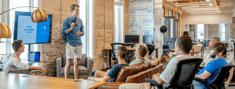 L'80% dei dipendenti del settore retail non si sente al sicuro: ecco come cambiare questa situazione