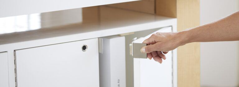 Proteggi il tuo patrimonio commerciale per il futuro con le serrature intelligenti