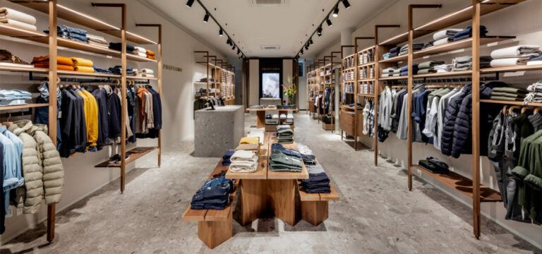 Profuomo modernizza il processo di checkout con hardware POS elegante e compatto