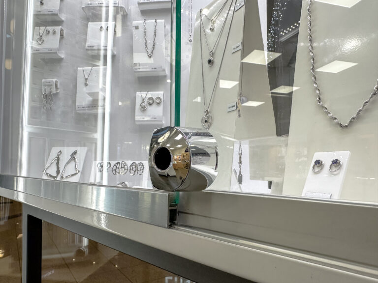 Halldór Ólafsson Úr og Skartgripir_InVue Serrature per gioielli Serrature di sicurezza per gioielli senza chiavi