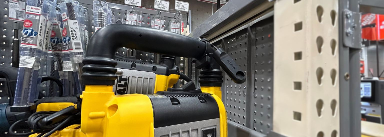 Dispositivo di sicurezza per negozi di articoli per la casa di InVue